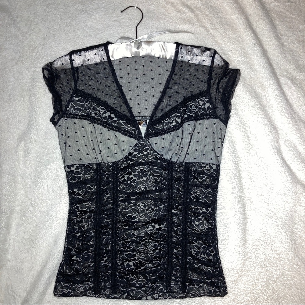 Black Lace women’s top size large